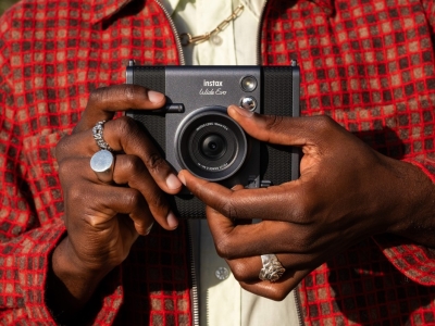 La Fujifilm Instax Mini Evo è cresciuta