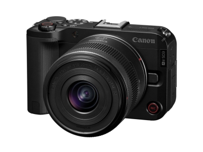 La Canon EOS R50 V è pensata per i vlogger